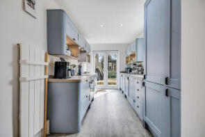 90, Upper Bridge Road, Chelmsford CM2 0BA