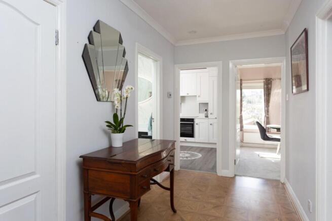 2 bed Apartment for sale Image 5