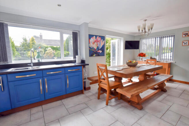 Dining Kitchen 1