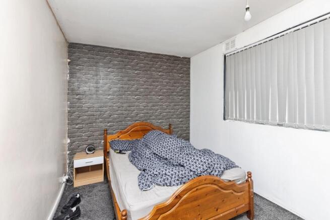 3 bed Semi-Detached for sale Image 8