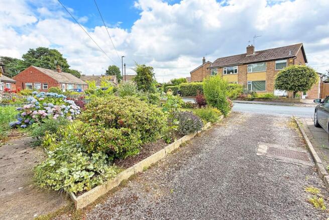 2 bed Semi-Detached for sale Image 9