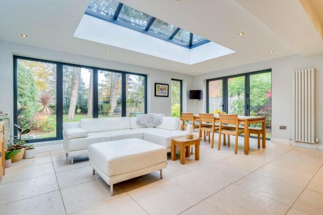 Living/Dining Area