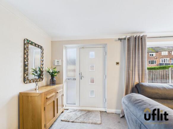 3 bed Semi-Detached for sale Image 8