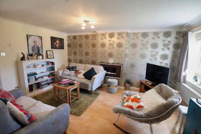 Lounge photo 2