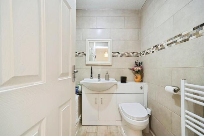 2 bed Terraced for sale Image 11