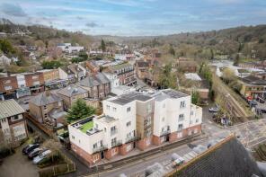 5, 2 St Lukes Court, Whyteleafe Hill, Whyteleafe CR3 0FJ
