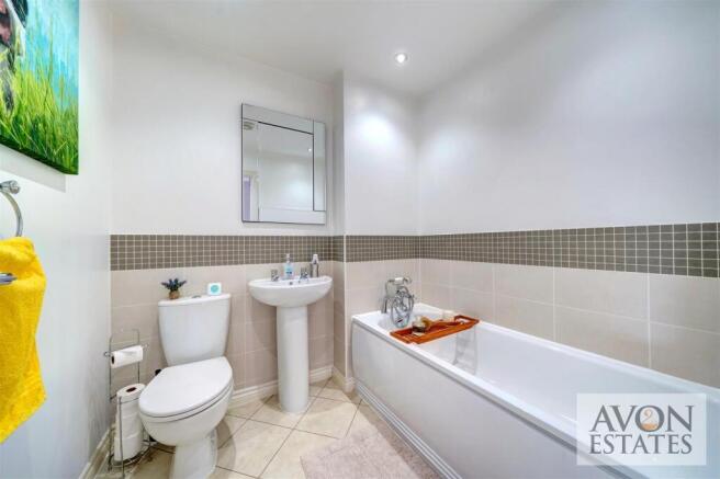Bathroom.jpg