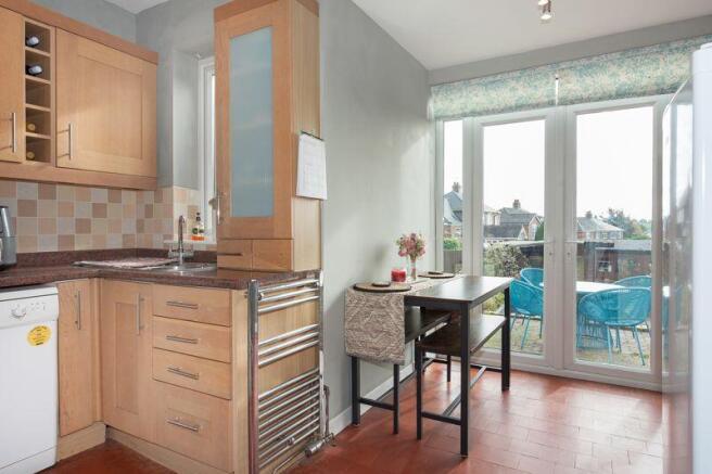 BREAKFAST KITCHEN