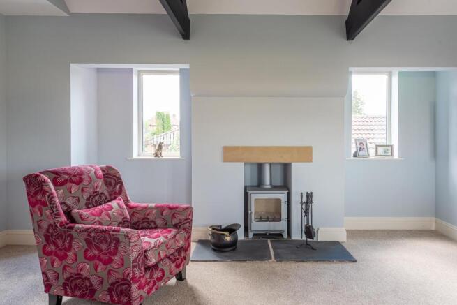 FIRST FLOOR LANDING LIVING ROOM