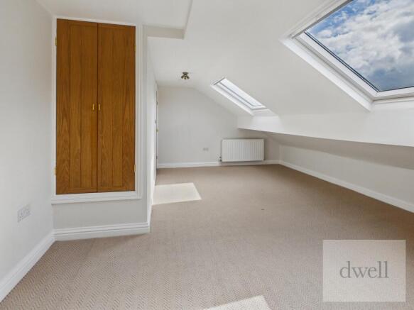 3 bed Terraced for sale Image 8