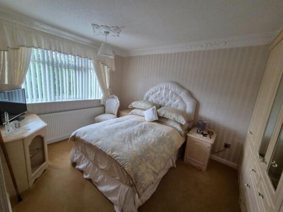 3 bed Semi-Detached to rent Image 10