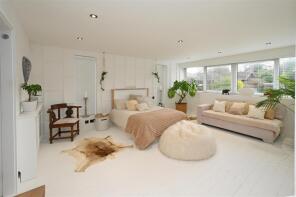 20, Leigham Drive, Birmingham B17 8AT