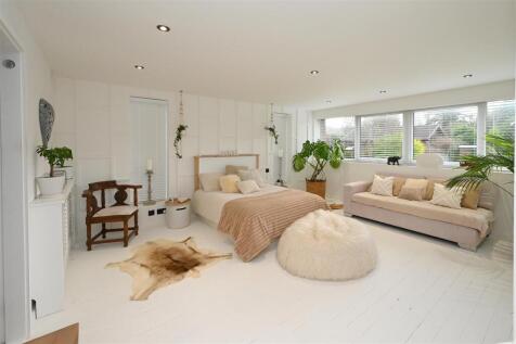 Leigham Drive, Harborne, Birmingham, B17