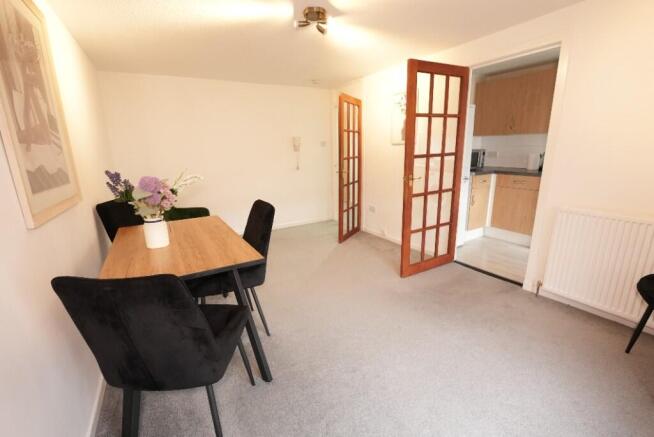 Hutchesontown Court, Glasgow, G5 photo 4