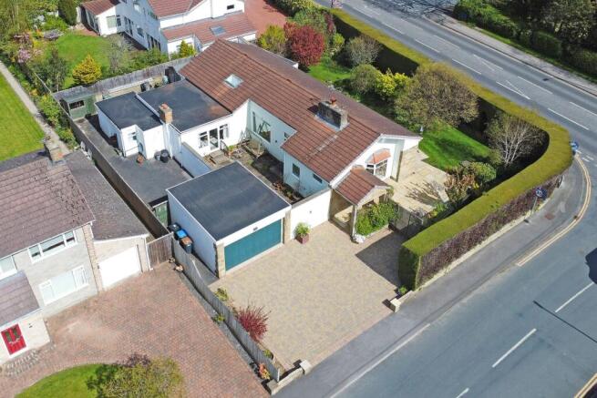 3 bed Bungalow for sale Image 4