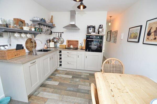 breakfast/kitchen