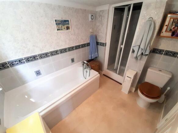 Ensuite