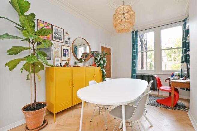 4 bed Terraced for sale Image 10