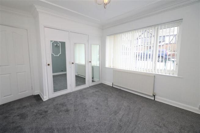FRONT BEDROOM