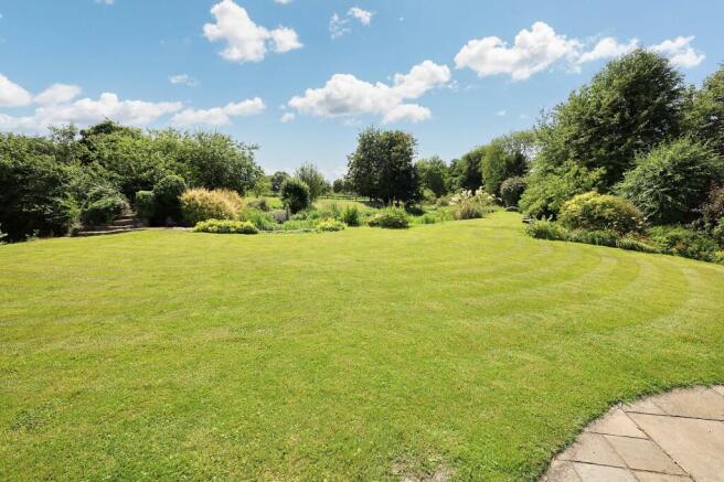 Mill Farm, Mill Lane, Weston Turville, Buckinghamshire, HP22 5RG