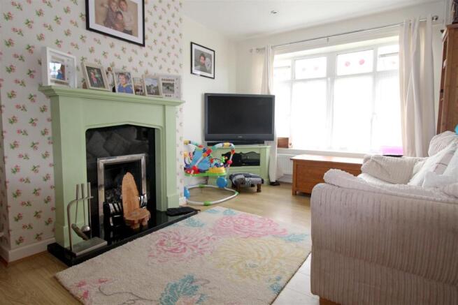 Living Room..jpg
