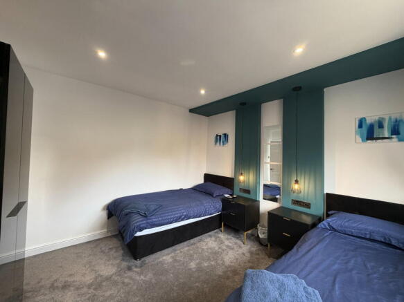 2 bed Semi-Detached for sale Image 8