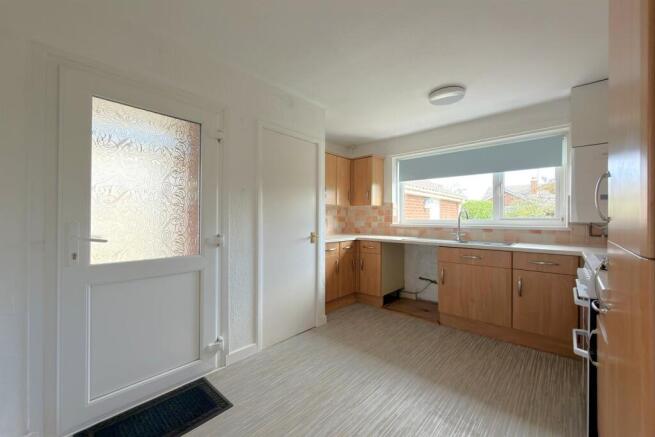 2 bed Bungalow for sale Image 10