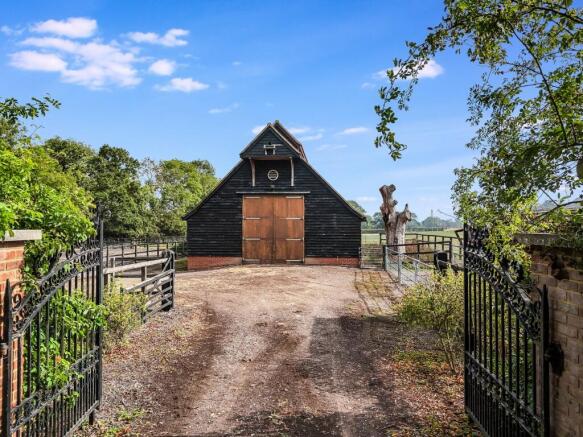 Studio detached on Lodge Road, Woodham Mortimer, Maldon, Essex, CM9, £600,000