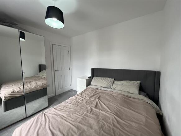 2 bed Terraced for sale Image 11