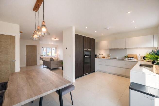 Kitchen/Dining