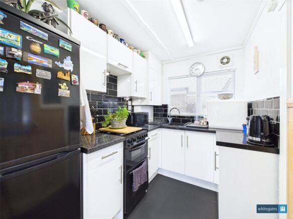 1 bed Park Home for sale Image 7