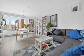 Flat 15, 124 126 Jubet Court, Green Lanes, Hackney, London N16 9ED