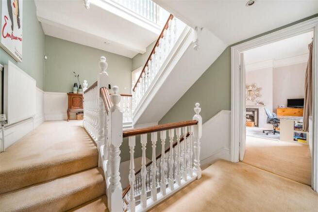 1st floor landing ii h.jpg