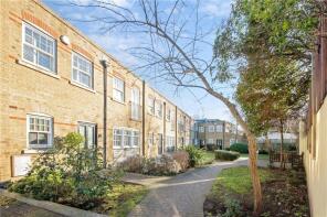 4, Bevan Mews, London W12 9AJ