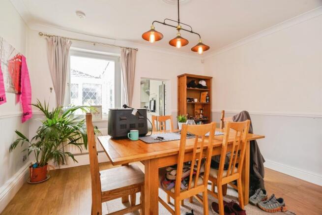 3 bed Terraced for sale Image 6