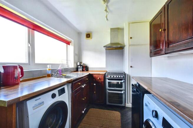 Kitchen_1.jpeg