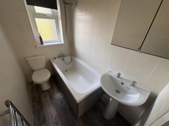 4 bed Terraced for sale Image 6