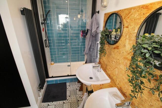 En-Suite to Master