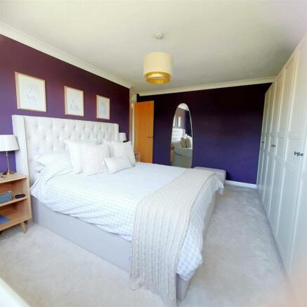 Master Bedroom.jpg