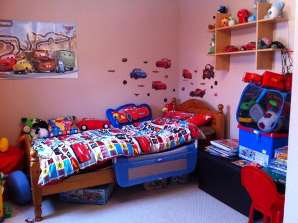 Photo 8