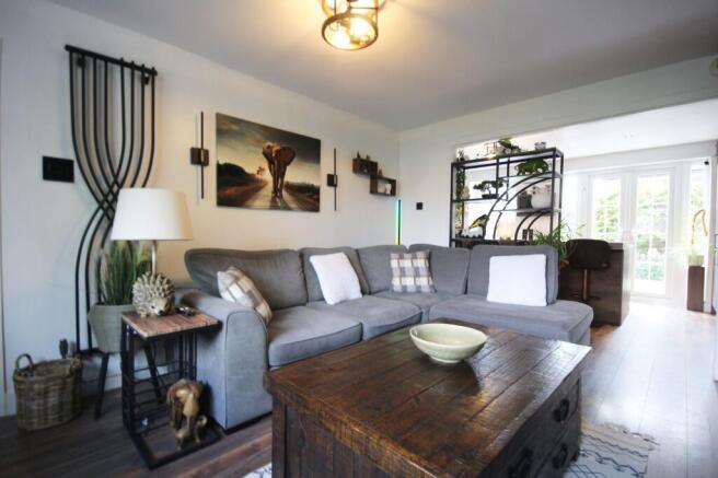 High Street, Weaverham, CW8 photo 4
