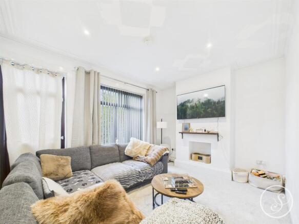 2 bed Terraced for sale Image 6