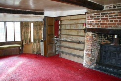 SITTING ROOM