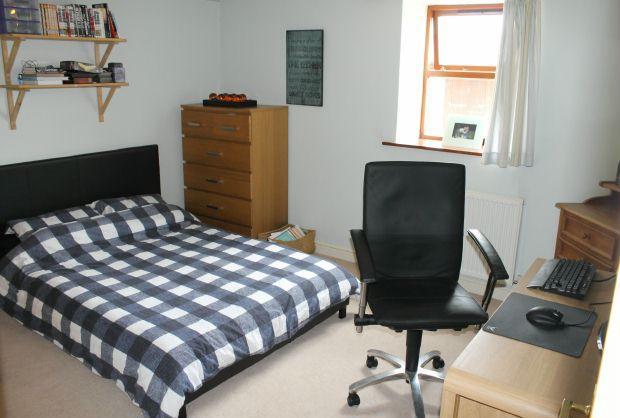 Bedroom/Study