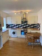 Flat 2, 107 Cheriton Court, Burnt Ash Hill, London SE12 0AR