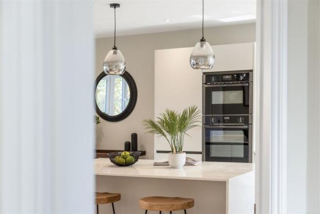 sketch_Ph33_6438102.jpg