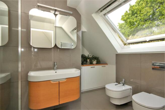 Bed 1 En-Suite