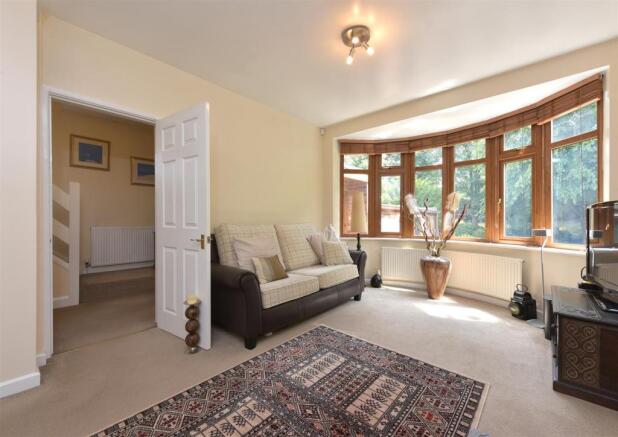 Living Room.jpg