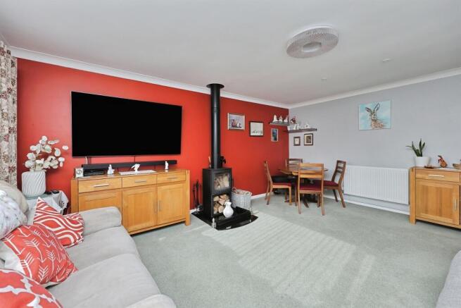 Walnut Close, Foulden photo 4