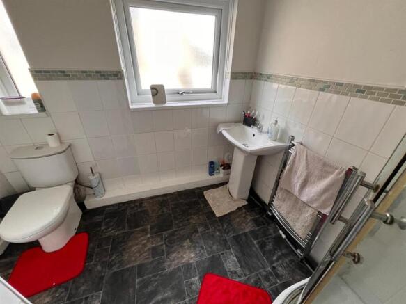 3 bed Semi-Detached for sale Image 7